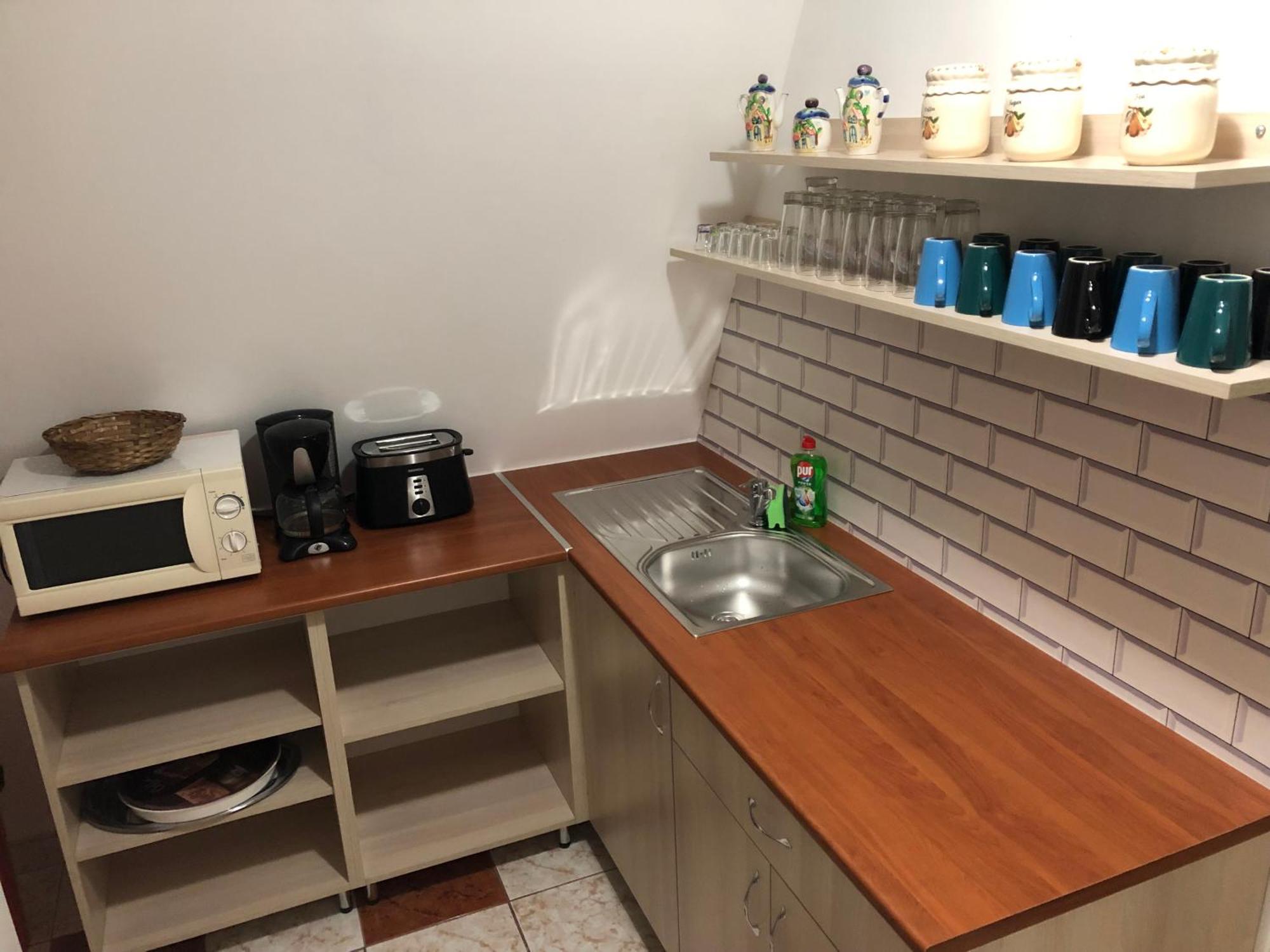 Korona Panzió Panzió Fuzerradvany Kültér fotó